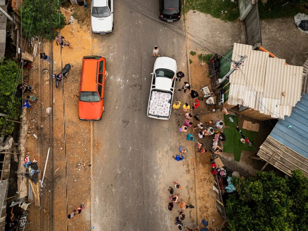 Ação da Cidadania, Natal Sem Fome: vista aérea da distribuição de doações na rua